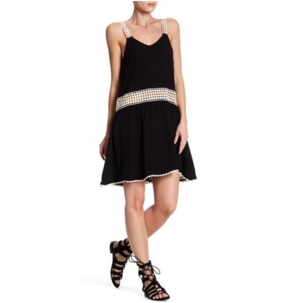 Love Stitch Crochet Lace Shift Dress